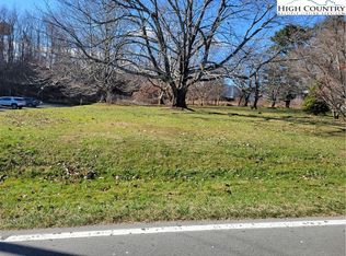 Grayson St, Sparta, NC 28675