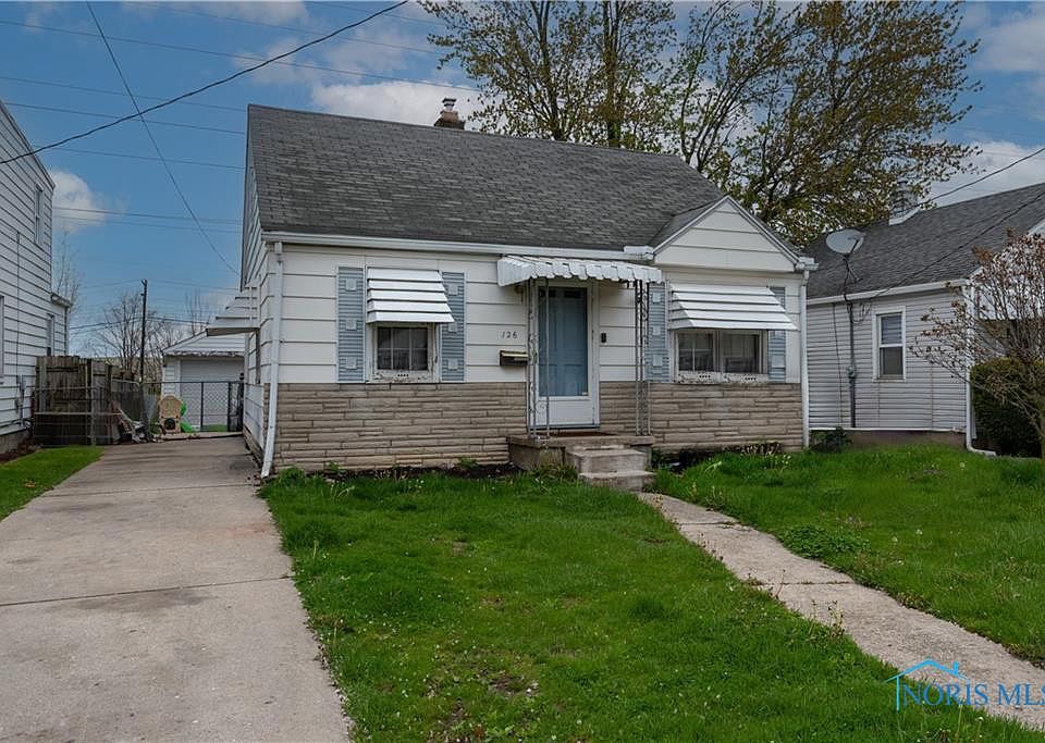 2nd image of 126 W Crawford Ave