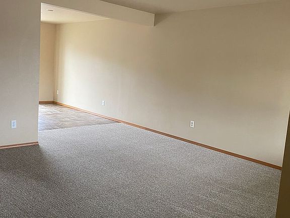 3rd image of 2450 Talon Ln
