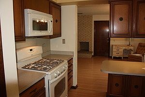 5th image of 1009 Dolores Dr