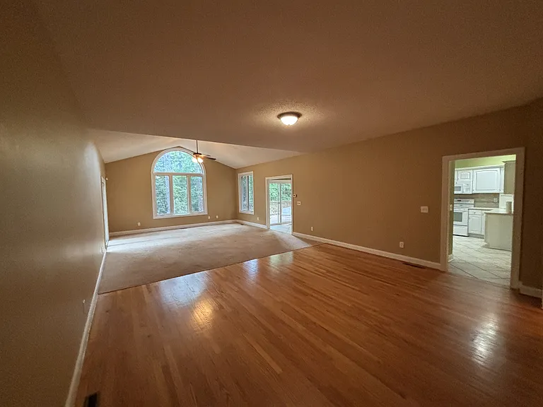 285 Merion Cir — Photo 15