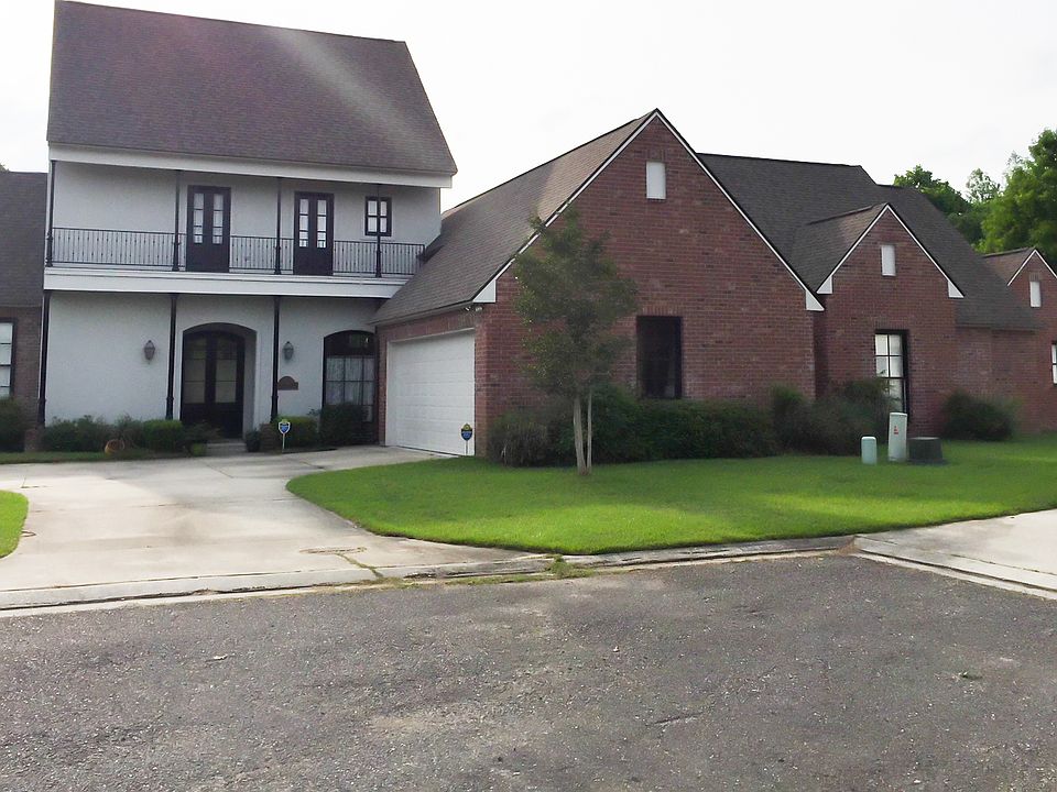 1st image of 37228 Ski Side Ave