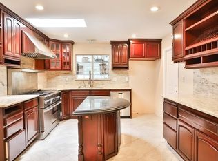 16551 Landau Ln, Huntington Beach, CA 92647