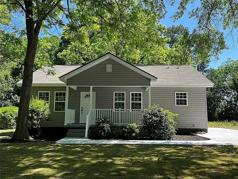 3 bed, 1485 sqft, $1,795 — Photo 1