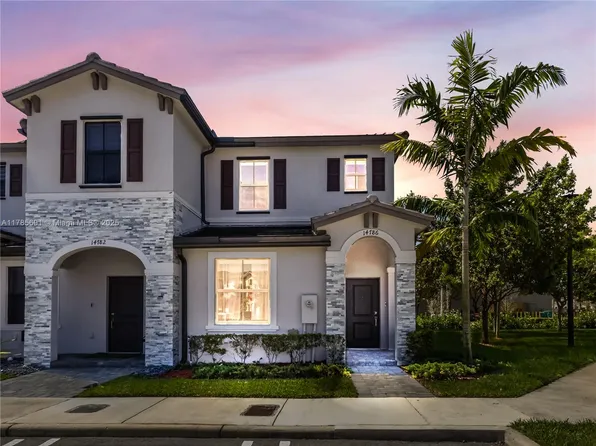 14786 SW 181st Ter, Miami, FL 33187