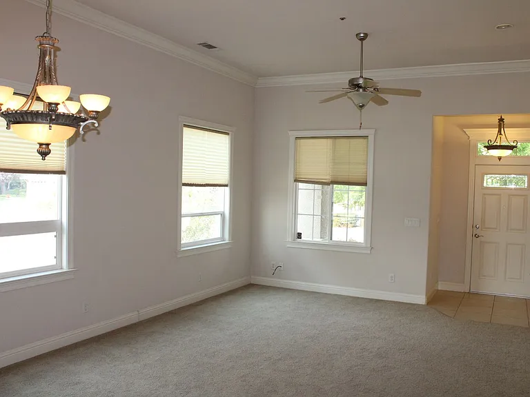 1022 Sunriver Ln — Photo 3