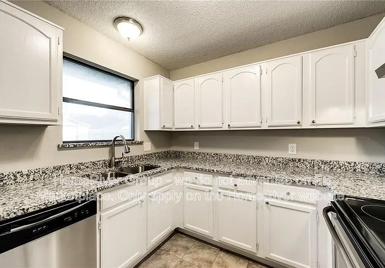 212 Boardwalk St — Photo 6