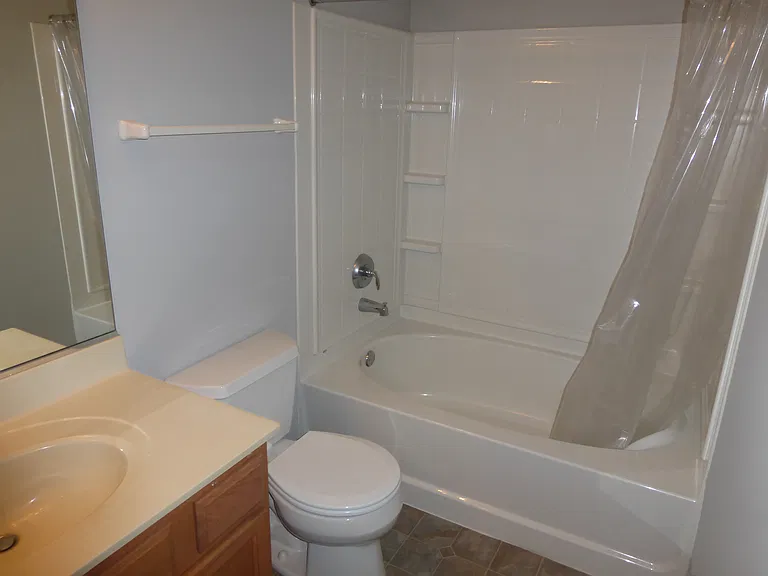 914 Clover Ln — Photo 20
