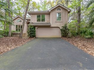 1 Hollyberry Ln, Hilton Head Island, SC 29928