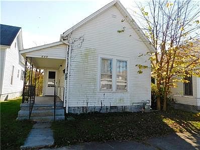 1st image of 469 W Franklin St