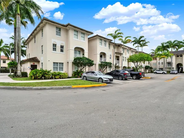11501 NW 89th St APT 104, Doral, FL 33178