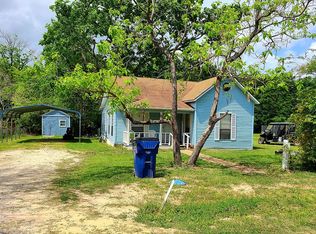 274 Magnolia Dr, Onalaska, TX 77360