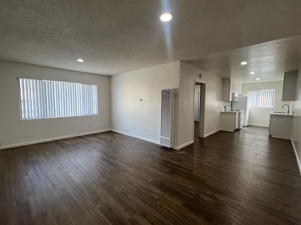 1st image of 4724 Jewell St #4724