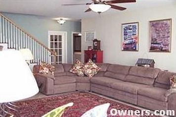 Lower Level Family / Recreation Room - 1