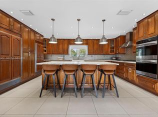 16405 SW 228th St, Miami, FL 33170