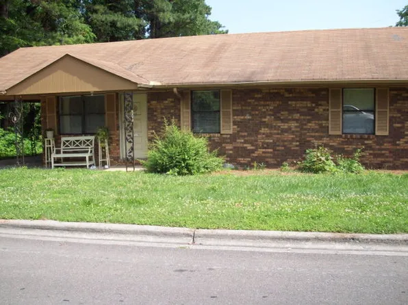 1302 Winton Dr #2, Dalton, GA 30720