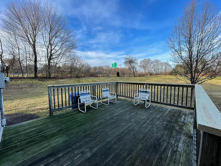 46 Glendale Dr — Photo 7