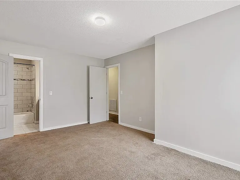 316 Whipple Tree Ln — Photo 38