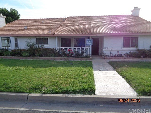1st image of 12805 Golf Course Dr