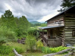 425 Clarks Branch Rd, Leicester, NC 28748