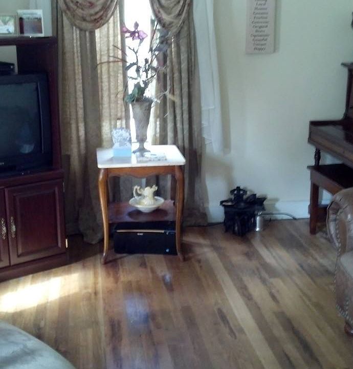 2nd image of 4906 Orchard Dr