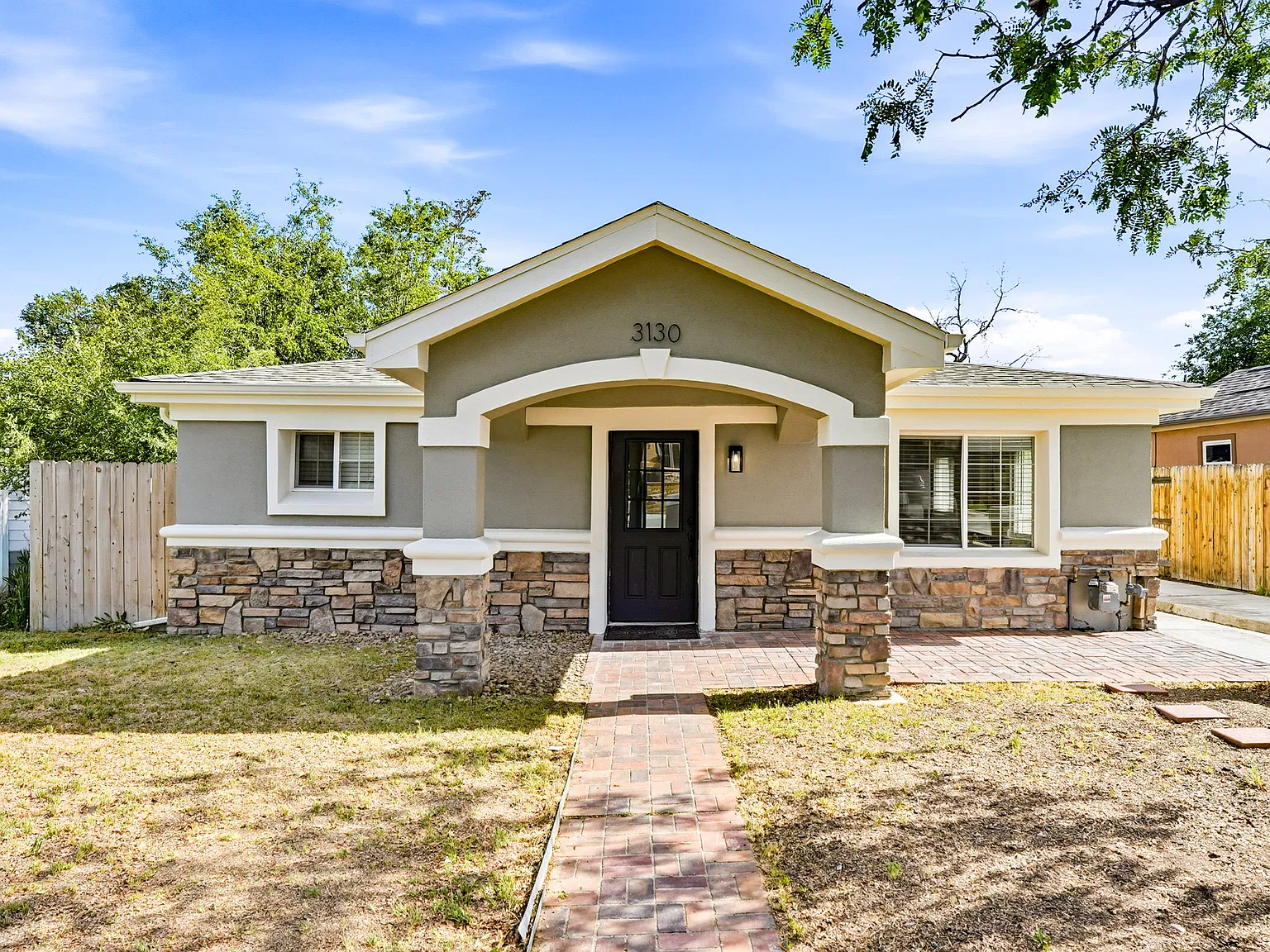 5 bed, 1440 sqft, $3,000 — Photo 1
