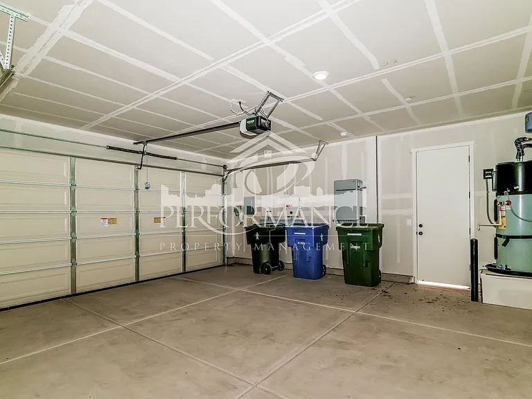 6611 Glacier Bay St — Photo 16