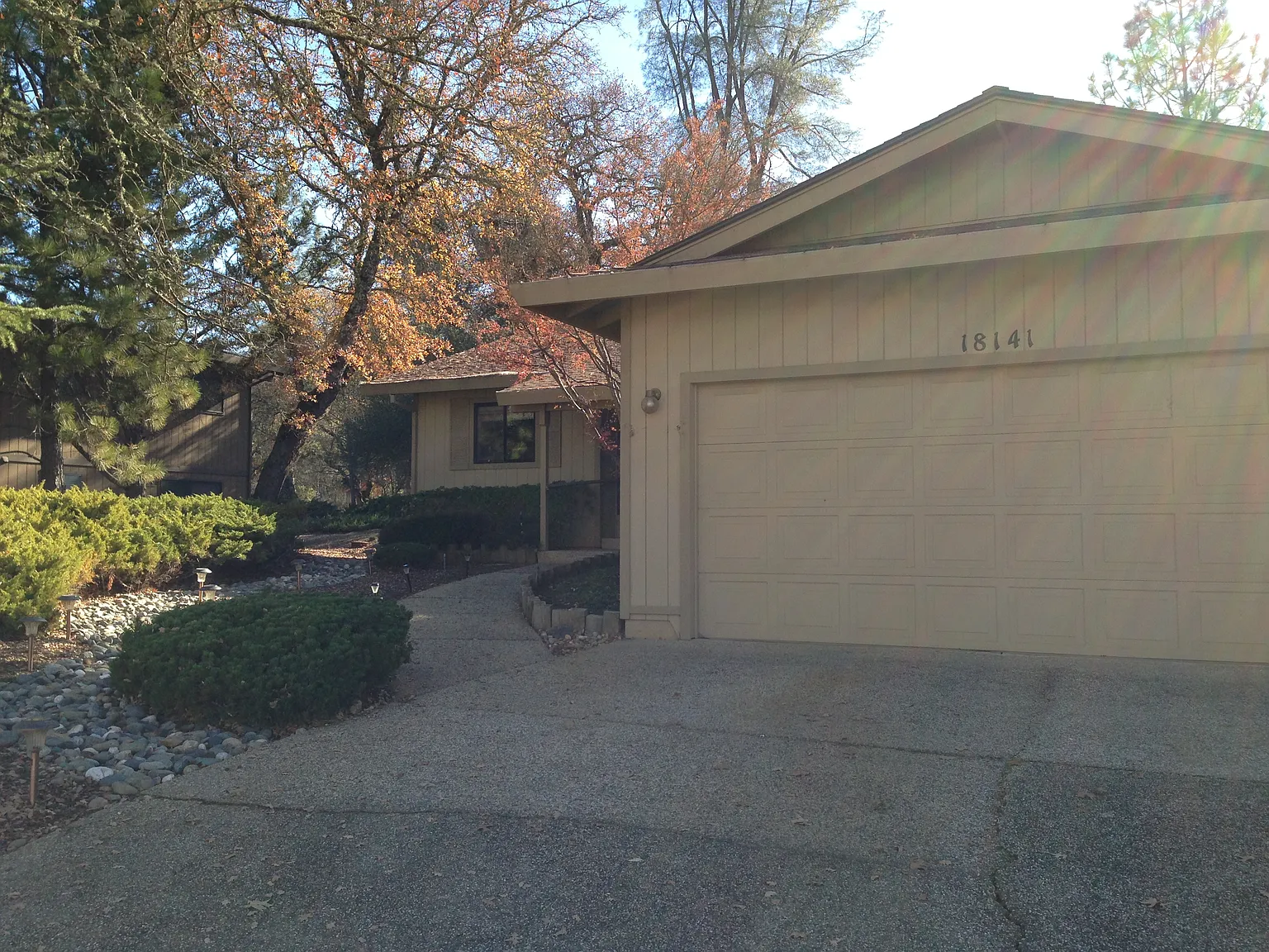 18141 Lake Forest Dr photo 1