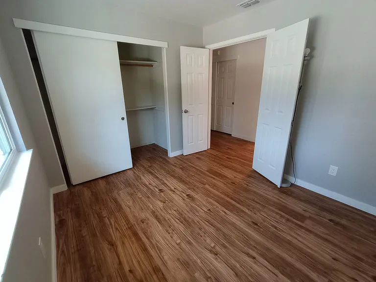 8205 Clarion Cir — Photo 17