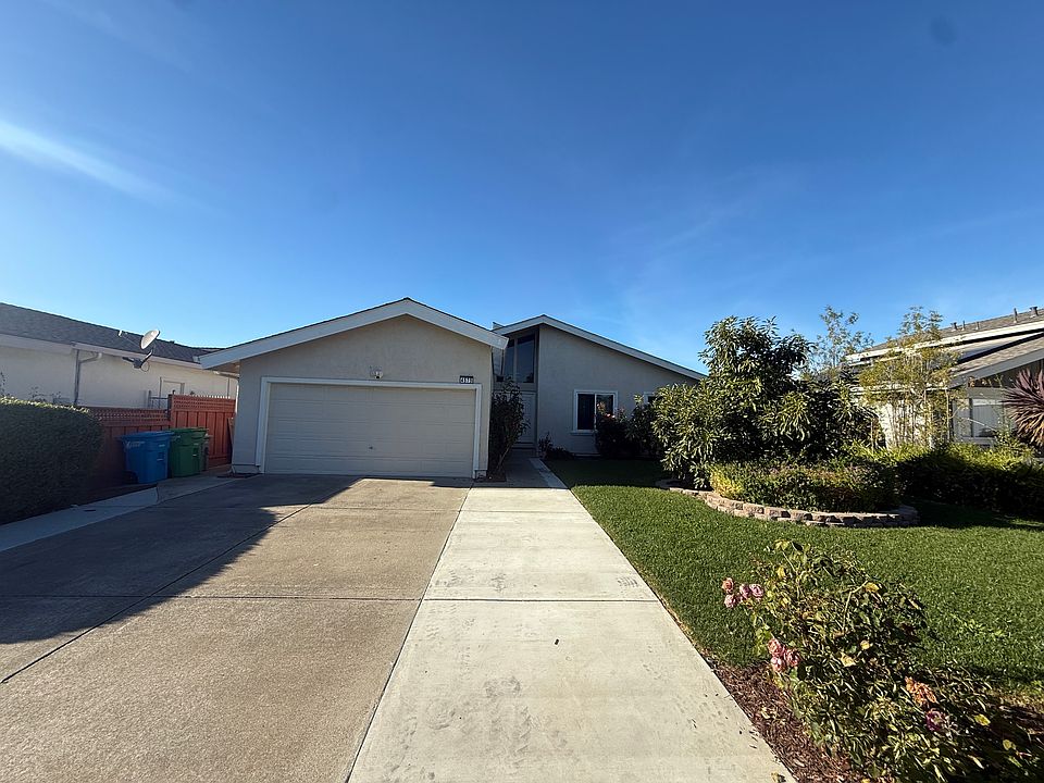 1st image of 4575 Carmen Way