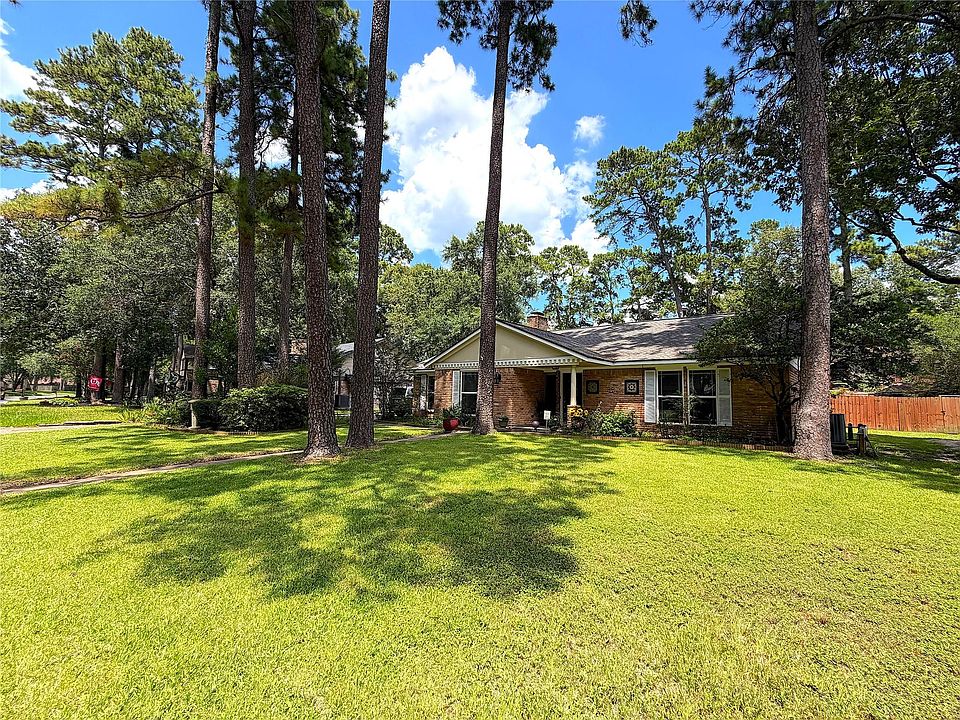 1st image of 1402 Trailwood Village Dr