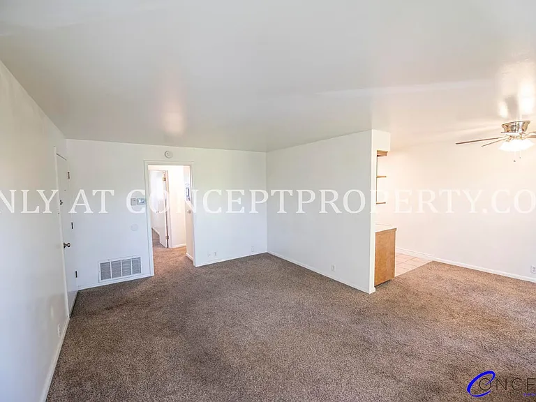 425 E 3rd Ave — Photo 9