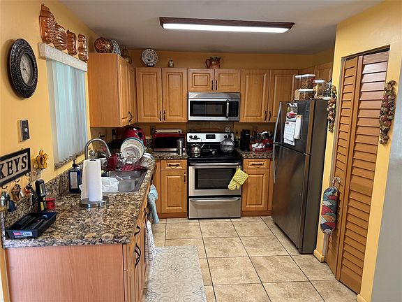 4th image of 10262 SW 179th