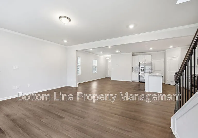 2029 Titanium Rock Rd — Photo 27