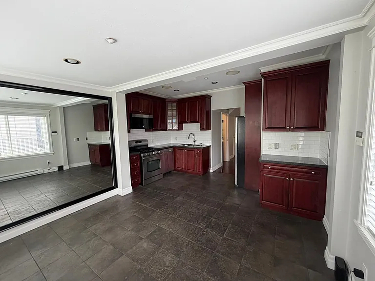 4585 Commercial St — Photo 3