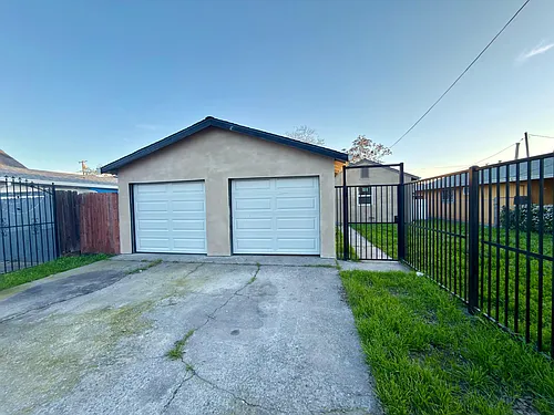 624-622 E Jackson St #624 Photo 1