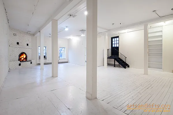 Rented by aptsandlofts.com | media 5