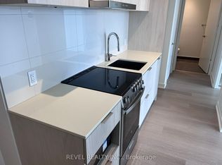 448 Burnhamthorpe Rd W #1301, Mississauga, ON L5B 3C2