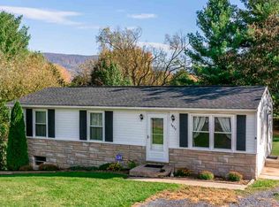 5872 Cardinal St, Mount Jackson, VA 22842