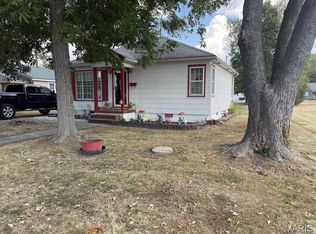 510 W Elk St, Dexter, MO 63841