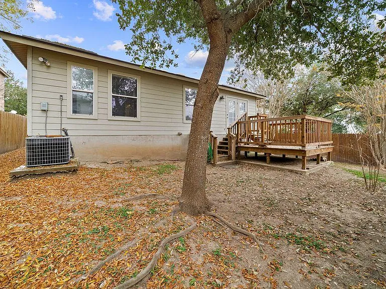 10215 Tiger Bay — Photo 31