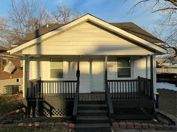 2708 Old Hanley Rd, Saint Louis, MO 63114