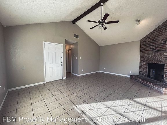 4th image of 1151 Mountain View St