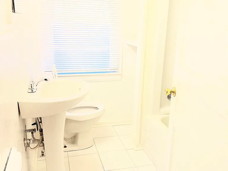 135 Oakcrest Dr — Photo 17