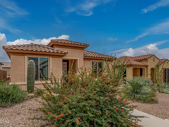 2nd image of 14007 E Cariole St