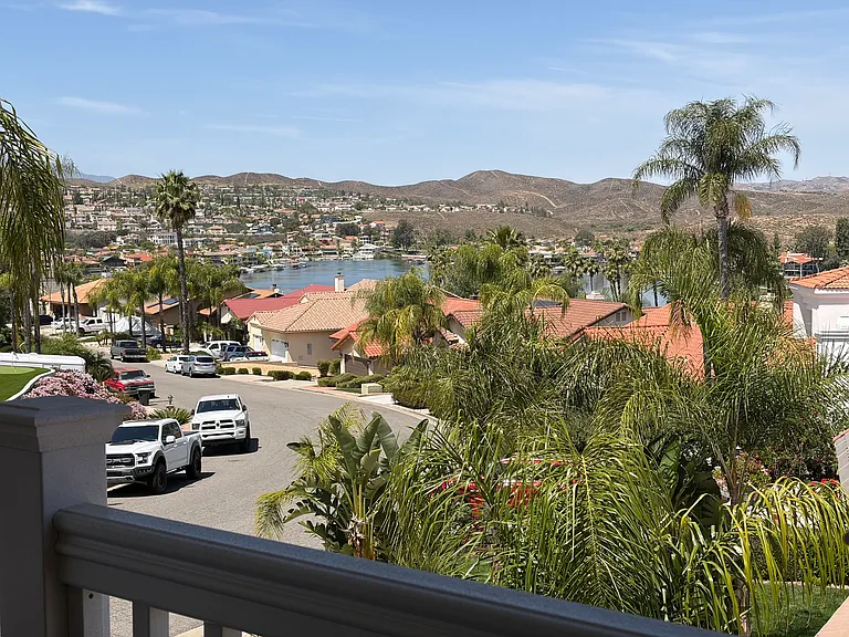 22446 Loch Lomond Dr — Photo 15