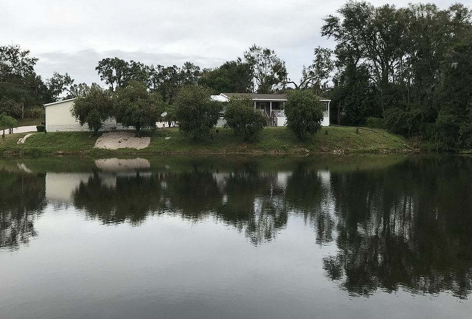 1st image of 364 Village Grn