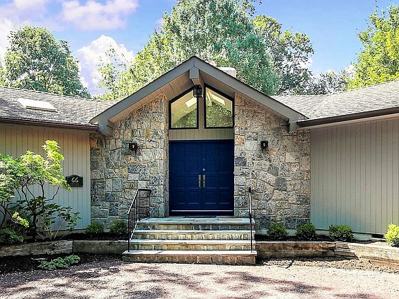 2nd image of 66 Hillair Cir