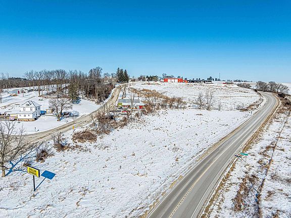 3rd image of Hillcrest Rd