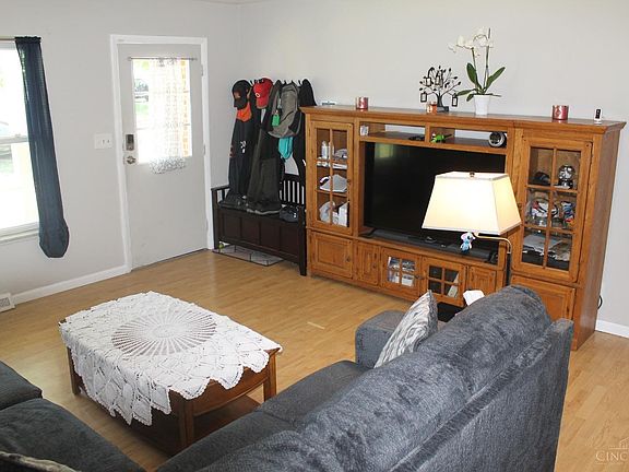 2nd image of 5000 Catalina Ct